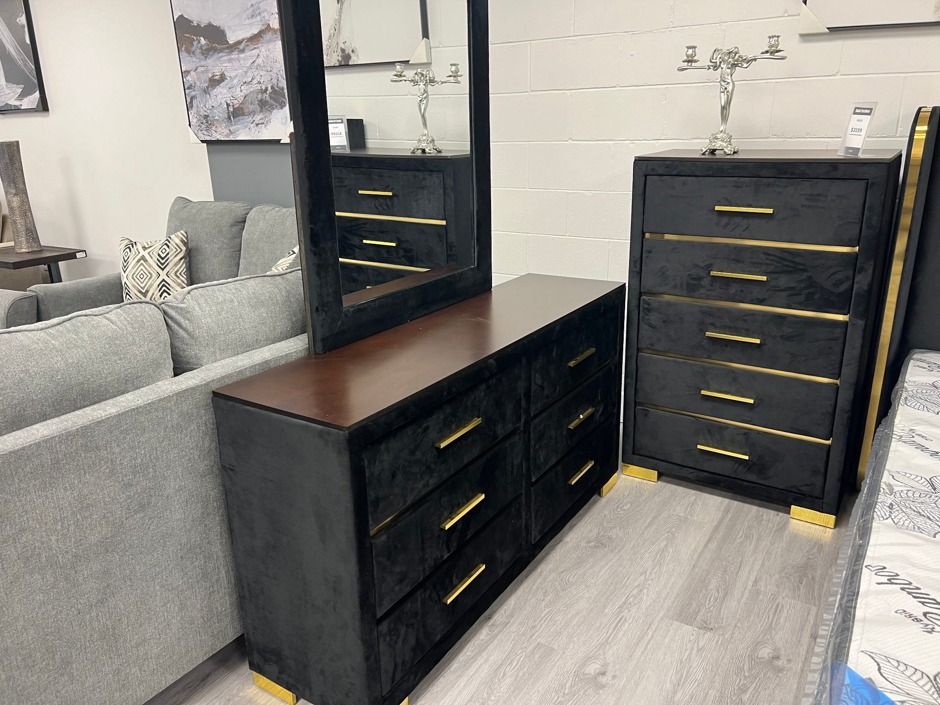Noir Gold Vanity Set
