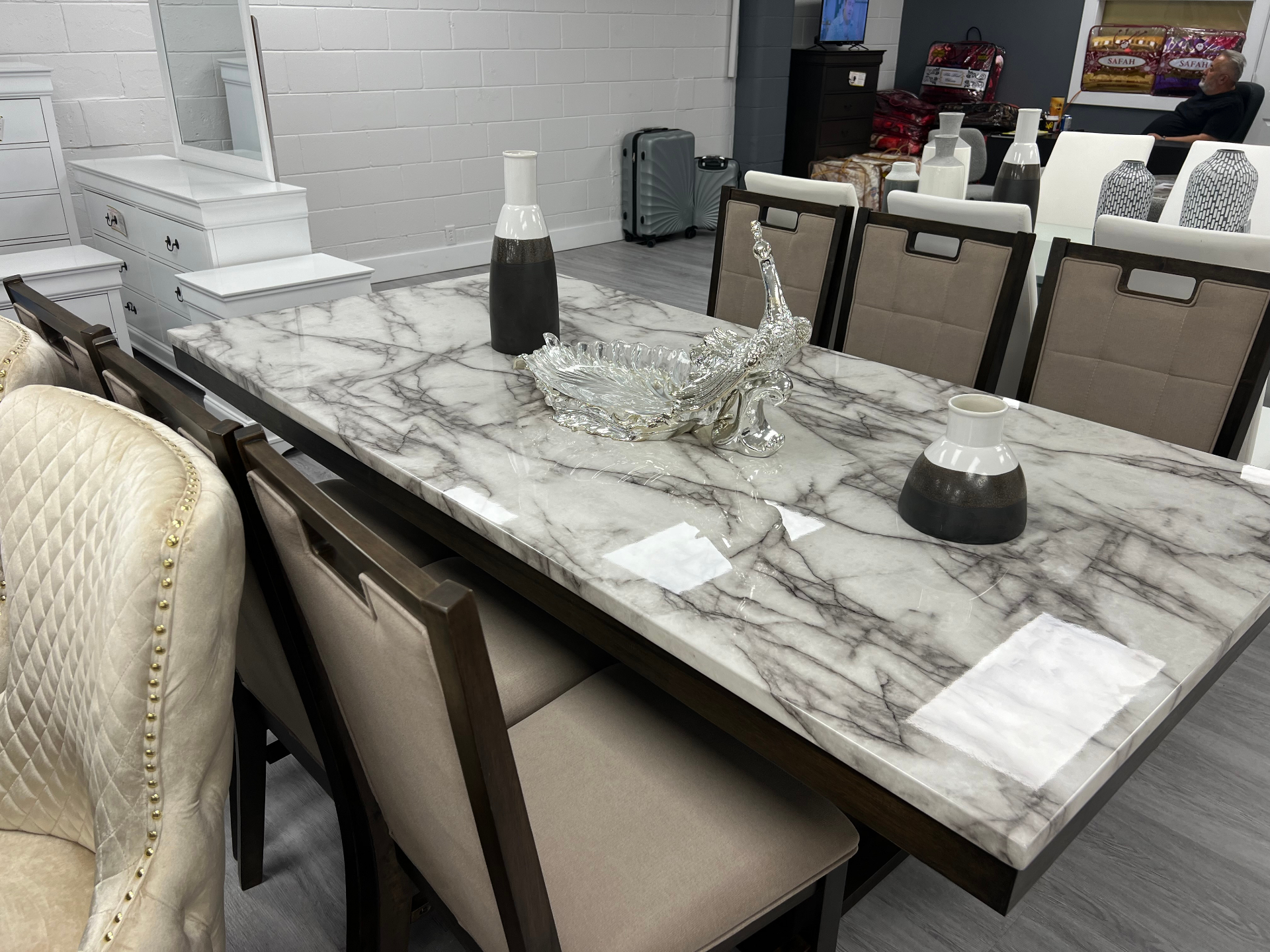 Carrara Walnut Table